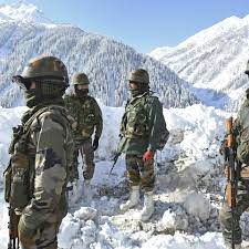 अरुणाचल प्रदेशमा हिमपहिरो आउँदा पुरिए भारतीय सैनिक
