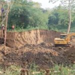 चन्द्रकोणाको भवानीपुर गाउँमा नदी तटबन्ध मर्मत कार्य सुरु   