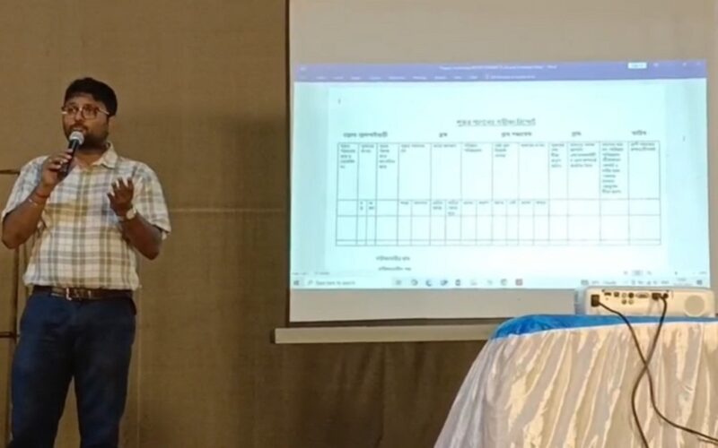 जलपाईगुडीमा जापानी इन्सेफलाइटिसका बिरामीको संख्या बढ्दै गएको छ, आम जनतासँगै स्वास्थ्य विभागका कर्मचारीहरूलाई पनि सचेत गराइँदैछ