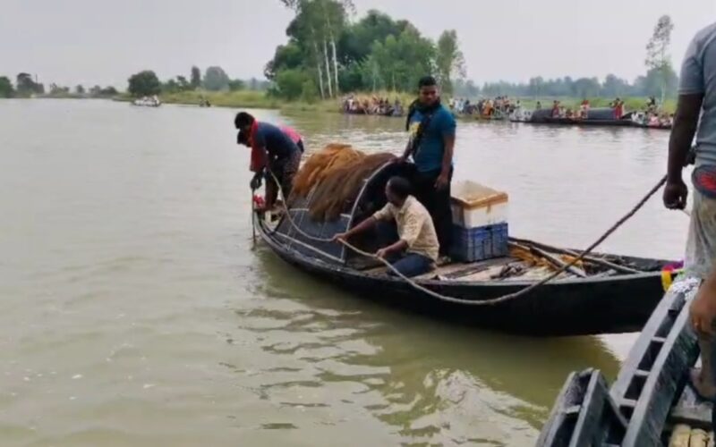 माल्दामा भव्य परम्परागत डुङ्गा दौड प्रतियोगिता आयोजना गरिएको थियो, जसमा ट्याङ्गोन नदीलाई सफा राख्न जोड दिइएको थियो