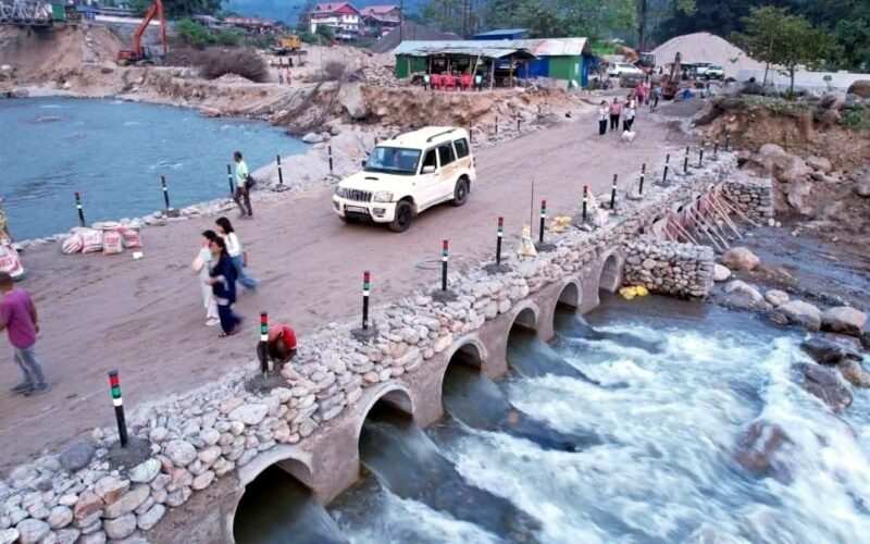 दूधे अस्थायी पुलको निर्माण कार्य समाप्त