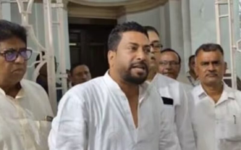 शङ्कर घोषलाई अस्पतालबाट छुट्टी