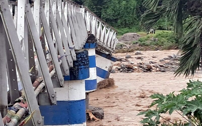 मुख्यमन्त्री अनि सेना अधिकारीद्वारा दूधे पुल निरीक्षणको सम्भावना