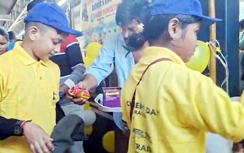 बाल दिवसमा विशेष टोय ट्रेन यात्रा