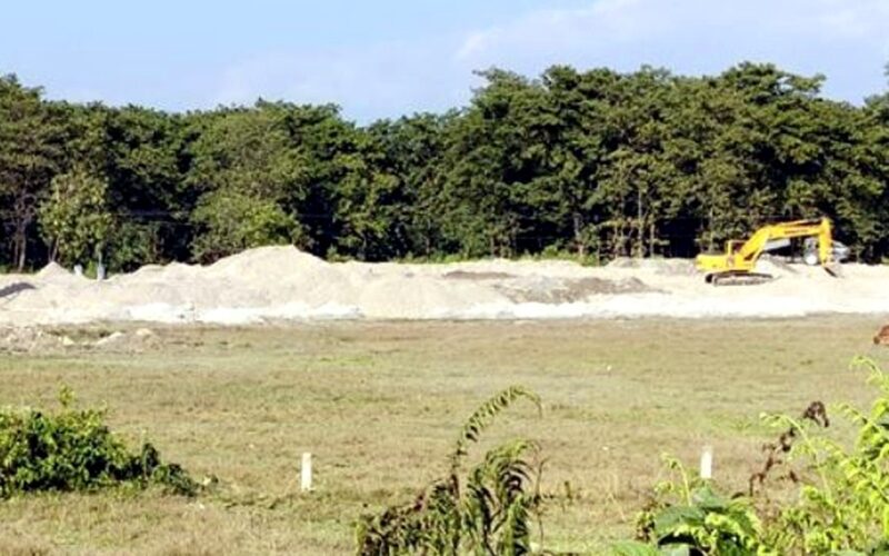 नक्सलबारीको जङ्गलनजिक क्रसर मसिन