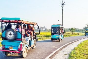 टोटो सफारीले चर्चित लालपुल र छोयाफेली वनबस्ती