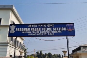 सिलिगुडीबाट बिहारमा मदिरा तस्करी गर्ने प्रयास असफल, ८४ बोतलसहित २ तस्कर पक्राउ