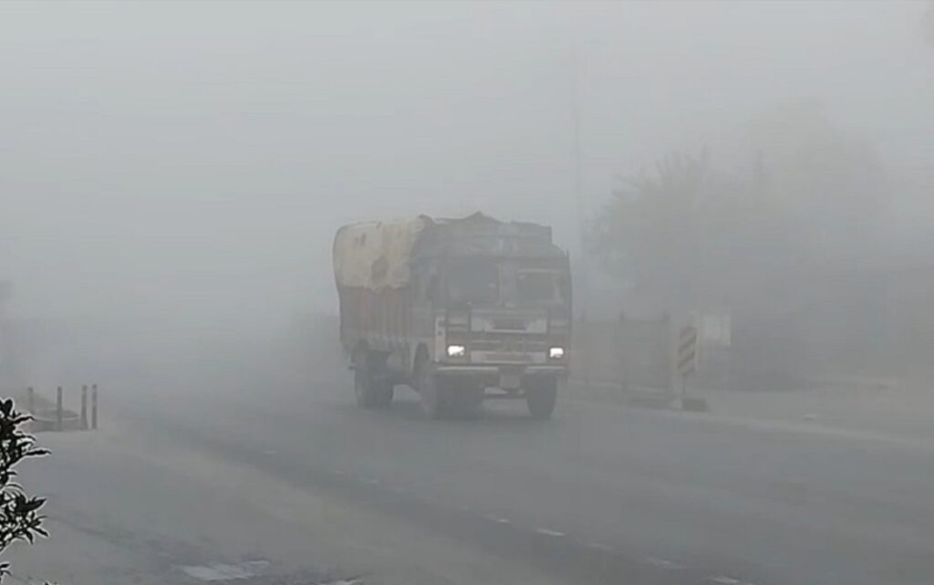 बंगालभरि कडा शीतलहर: जलपाईगुडीमा तापक्रम ७ डिग्री सेल्सियसमा झर्यो, सामान्य जनजीवन अस्तव्यस्त