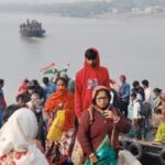 अभिषेक बनर्जीको र्‍यालीमा भीड जम्मा भयो; तृणमूल कांग्रेसका कार्यकर्ताहरू सुन्दरवनबाट डुङ्गा र बसहरू मार्फत बारासतको लागि प्रस्थान गरे