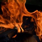 लक्ष्मीकान्तपुरको विजयगञ्ज बजारमा भीषण आगलागी; करोडौंको सम्पत्ति नष्ट, धेरै पसलहरू जलेर नष्ट