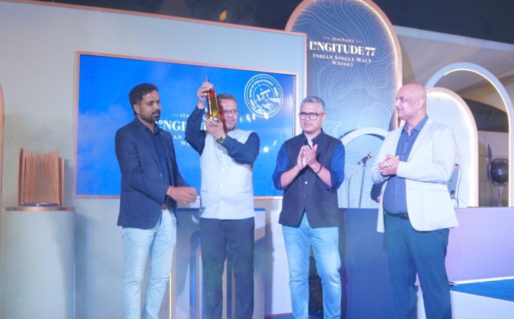 पुरस्कार विजेता लङ्गिटुड 77 ले कोलकाता लन्चको साथफुटप्रिन्ट विस्तार गर्यो