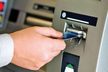 एटीएमबाटै दम्पत्तीसित ठगी