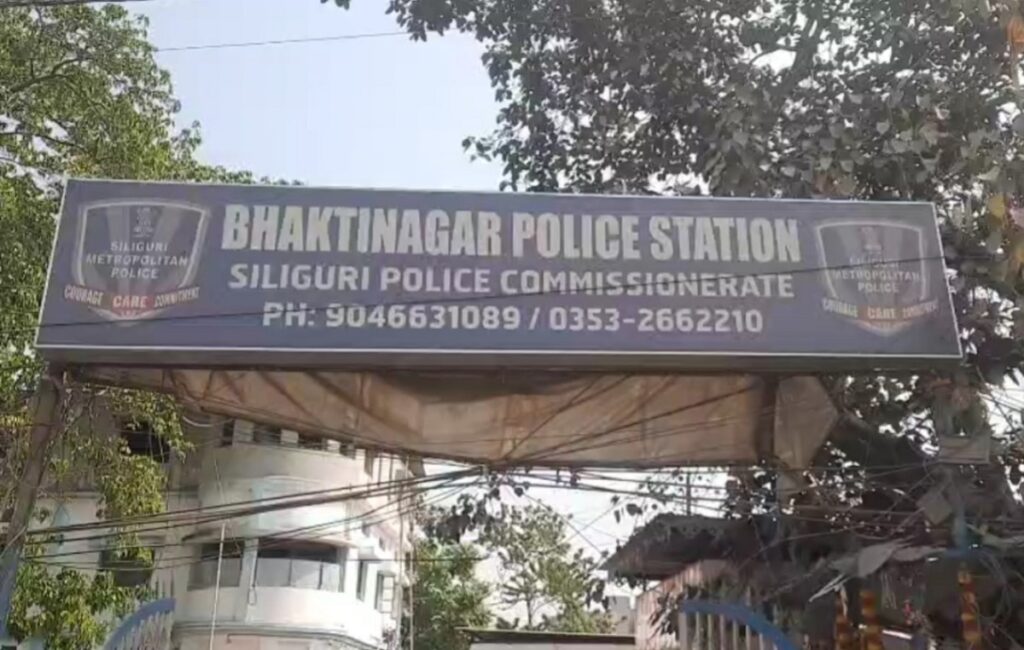 सिलगढी: ठूलो डकैतीको योजना विफल, भक्तिनगर प्रहरीले ४ अपराधीलाई पक्राउ