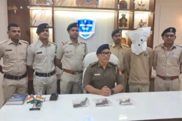 भाटपाडामा फेरि हतियारको भण्डार बरामद भएको छ; प्रहरीले एक जनालाई पक्राउ गरेको छ, र अन्य दुई जनाको खोजी भइरहेको छ