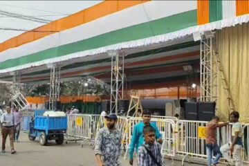 ममता बनर्जीले आज धर्मतलामा मतदान अधिकारको रक्षा गर्न विरोध प्रदर्शन गर्ने