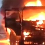 एम्बुलेन्स–ट्रेलरको ठक्करमा भीषण आगलागी