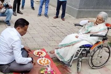 तृणमूल उम्मेद्वारद्वारा चुनाउ मैदानमा उत्रिनअघि मातृ आराधना