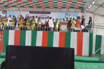 डाबग्राम-फूलबारी: ममता बनर्जीको विशाल शक्ति प्रदर्शन; रंजन शील शर्माको समर्थनमा भीड जम्मा