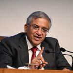 11 जिल्ला शासक स्थानान्तरण