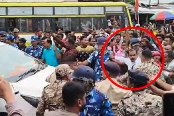 डिलिटेडहरूद्वारा भाजपा उम्मेद्वारको वाहन घेराउ