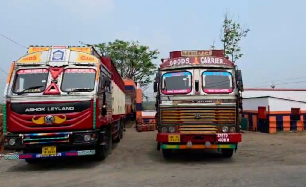 बसिरहाटमा ग्यास संकटले विनाश निम्त्यायो: इजरायल-इरान युद्धको प्रभावले ३,००० मध्ये ५०० अटोहरू सडकमा बाँकी छन्, कालोबजारी बढ्दै छ