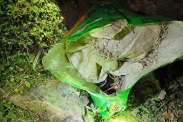 मुर्शिदाबादमा हिजो राति ताजा बमले भरिएको झोला फेला पर्यो, प्रहरीले अनुसन्धान गरिरहेको छ