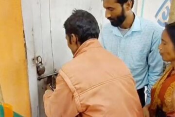 असन्तुष्ट भाजपाका कार्यकर्ताहरूको धर्ना