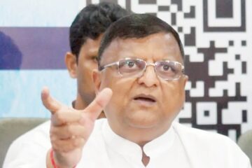 निर्वाचन सञ्चालनमा लापरवाही देखिए कठोर कारवाही