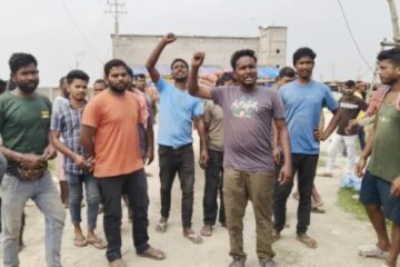 कोल्ड स्टोरेज प्रशासनविरुद्ध क्षुब्ध आलु किसानहरू