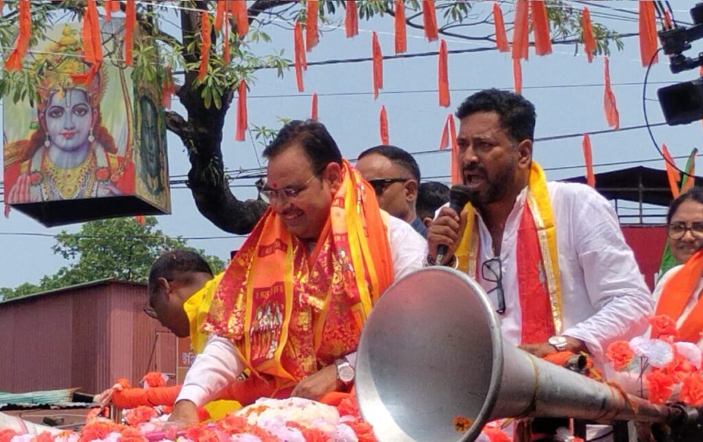 भाजपा उम्मेदवार शंकर घोषको समर्थनमा राजस्थानका मुख्यमन्त्रीको मेगा रोड शो, विशाल भीड जम्मा