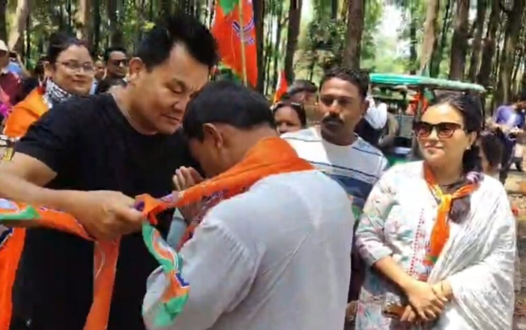 मतिगढा-नक्सलबारी: भाजपा उम्मेदवार आनन्दमय बर्मनले मध्य बस्ती सिलिगुडीमा गहन जनसम्पर्क अभियान सञ्चालन गरे