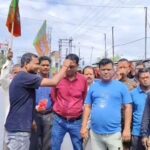 सिलगडीः परिणामअघि भाजपाले उत्सव मनाउँदै छ, फुलबारीमा मजदुरको जित