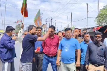 सिलगडीः परिणामअघि भाजपाले उत्सव मनाउँदै छ, फुलबारीमा मजदुरको जित