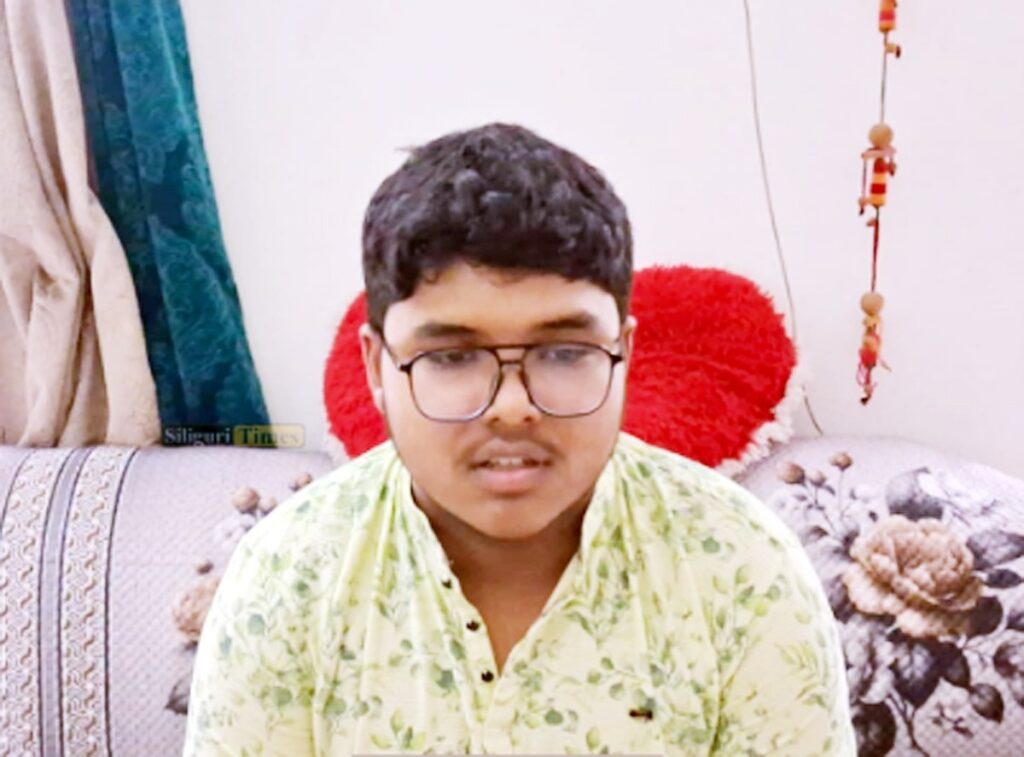जलपाइगुडीका आर्किष्मान मजुमदार दशौँ स्थानमा