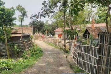 राज्य राजमार्गमा जम्मा भएको हिलो ‘हत्यारा हिलो’ मा परिणत हुन्छ, वर्षा पछि सवारी साधन चिप्लिन्छन्, जसले गर्दा ठूलो दुर्घटना हुने डर हुन्छ