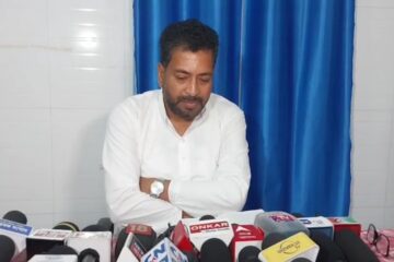 विधायक निर्वाचित भएपछि शंकर घोषले पहिलो पटक सिलगढी जिल्ला अस्पतालको भ्रमण गरे, ३ देखि ६ महिना भित्र समस्याहरू समाधान गर्ने वाचा गरे