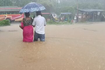 लगातारको भारी वर्षाले माल ब्लक डुबानमा परेको छ, जसले गर्दा राजार चिया बगानको केशर लाइनका बासिन्दाहरू समस्यामा परेका छन्