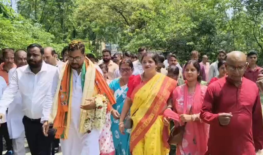 प्रधानमन्त्री नरेन्द्र मोदीको दीर्घायु र सुस्वास्थ्यको कामना गर्दै सिलगढीमा विशेष पूजा-अर्चना