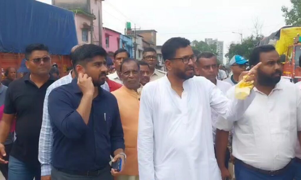मन्त्री शंकर घोषले सिलगढीको नियमित बजारको भ्रमण गरे: पूर्वाधार र व्यवस्थाको निरीक्षण गरे, व्यापारीहरूलाई समाधानको आश्वासन दिए