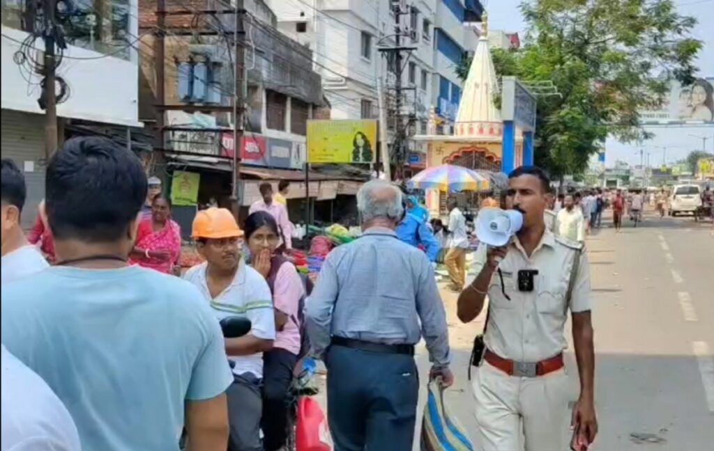 महिलाओं के लिए मुफ्त सफर के पहले ही दिन विवाद, सरकारी बस से 3 महिलाओं को उतारने का आरोप, स्टैंड पर हंगामा
