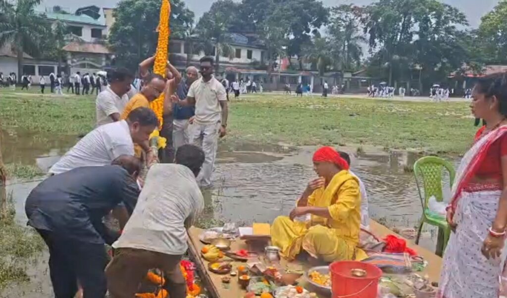 दुर्गा पूजाको तयारी सुरु: सिलगढीको जातीय शक्ति संघ ओ पठाननगरले खुन्ती पूजासँगै उत्सवको सुरुवात गर्‍यो