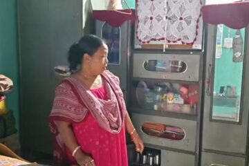 घर खाली भएको थाहा पाएर बहुमूल्य काँसाका भाँडाकुँडा र नगद लुटपाट भयो