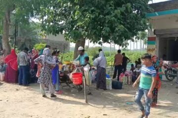 बंगलादेश फर्कन हाकिमपुर चेकपोस्टमा १५० घुसपैठियारको भीड जम्मा, एक हप्तामा ९०० बंगलादेशी पक्राउ; ३५० जनालाई होल्डिङ