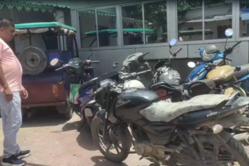 पोराझारबाट चोरीको मोटरसाइकल बरामद, एक युवक पक्राउ