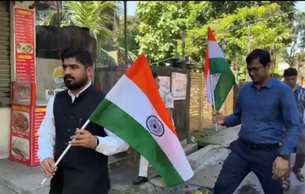 हरेक घरमा तिरंगा” अभियान देशभर सुरु भयो, सिलिगुडीमा उप-विभागीय मजिस्ट्रेट (SDO) को नेतृत्वमा भव्य र्‍याली निकालियो