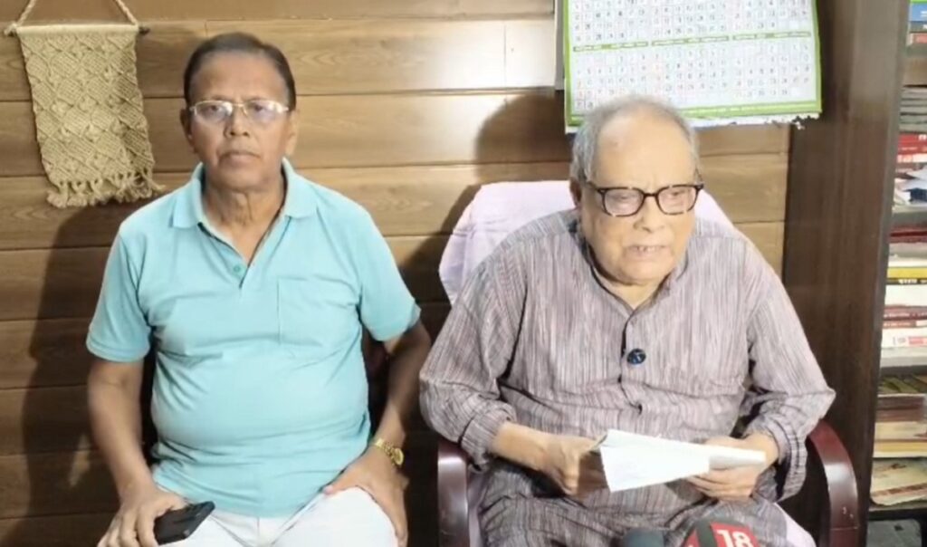 फुलेश्वरी रेलवे गेट बन्द हुँदा दैनिक आवतजावतमा समस्या, चाँडै खोल्न माग गर्दै CPI(M) मुखर
