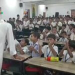 नेताजी केटाहरू प्राथमिक विद्यालयमा स्मार्ट कक्षाको उद्घाटन गर्दै मन्त्री शंकर घोष