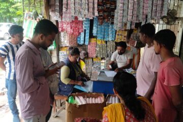 बंगाल: हरोयामा बेकरी उत्पादनहरूको लागि अस्वच्छ अवस्था भत्काइयो: छापा मार्दा सडेका केकहरू, बासी तेल र सडेका अण्डाहरू बरामद भए