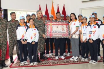 सिक्किमको पहाडबाट देशको राजधानीसम्म: ममरिङका विद्यार्थीहरू “राष्ट्रिय एकता यात्रा” मा निस्किए