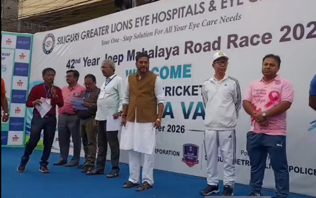 चामिन्दा भासको उपस्थितिमा ४२औँ बाघाजतिन रोड रेस, करिब १,५०० धावक सहभागी